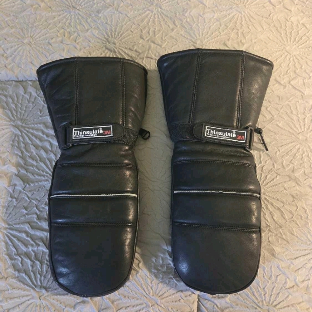 3M Thinsulate Black Leather Mittens NEW NEVER WORN